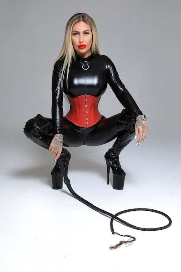Mistress Paola