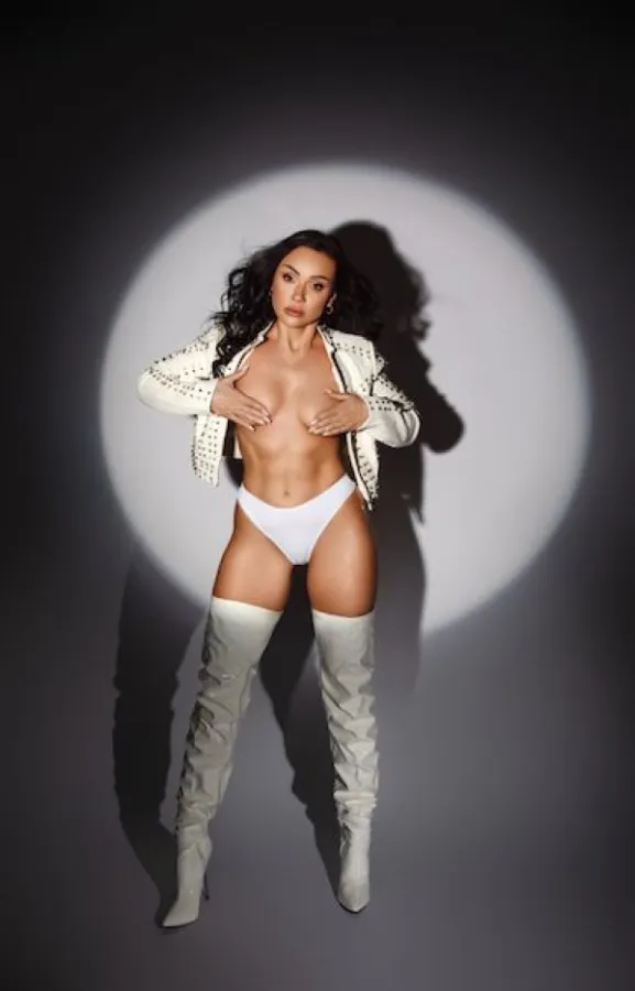 Mistress Demi