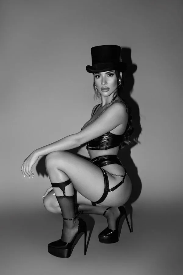 Mistress Kally