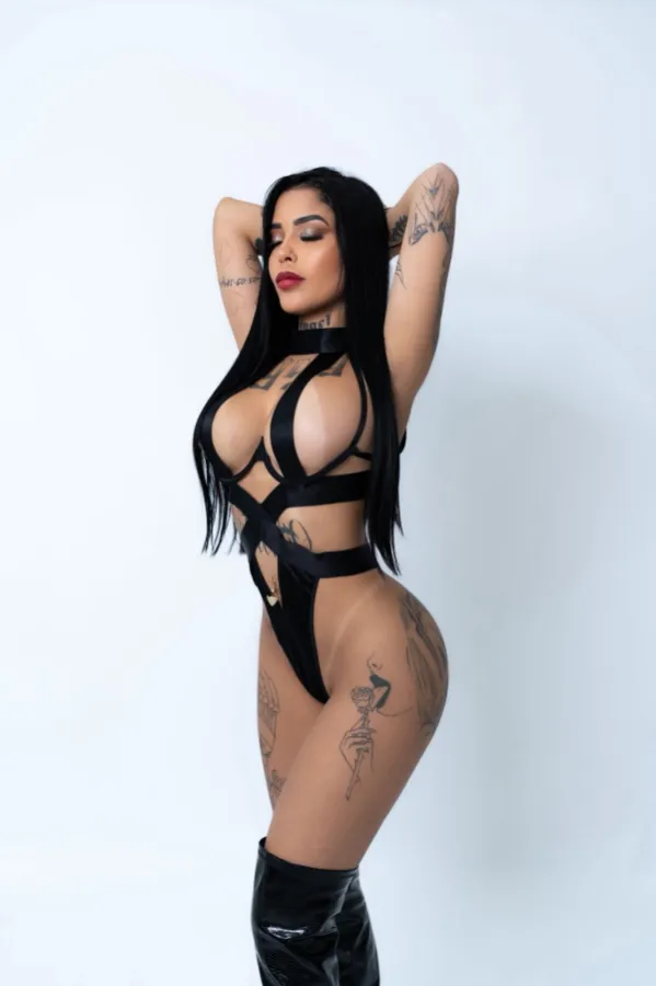 Mistress Jennifer