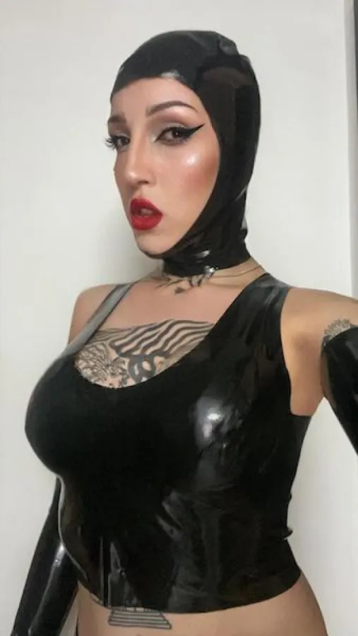 Mary D